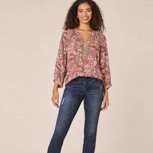 Three Quarter Blouson Sleeve Ruffle Split V-Neck Printed Woven Top